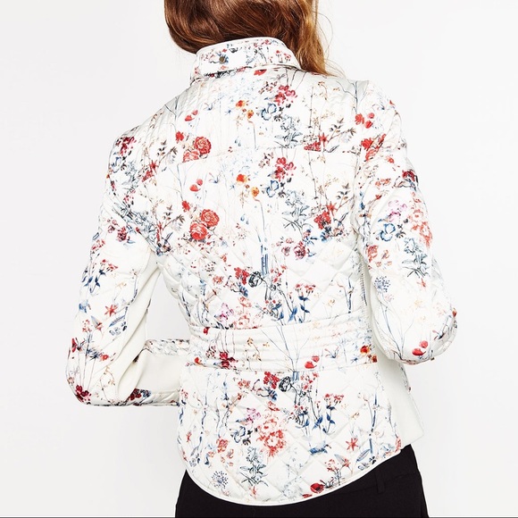 Zara Jackets & Coats Zara Quilted Jacket With Pretty Floral Print